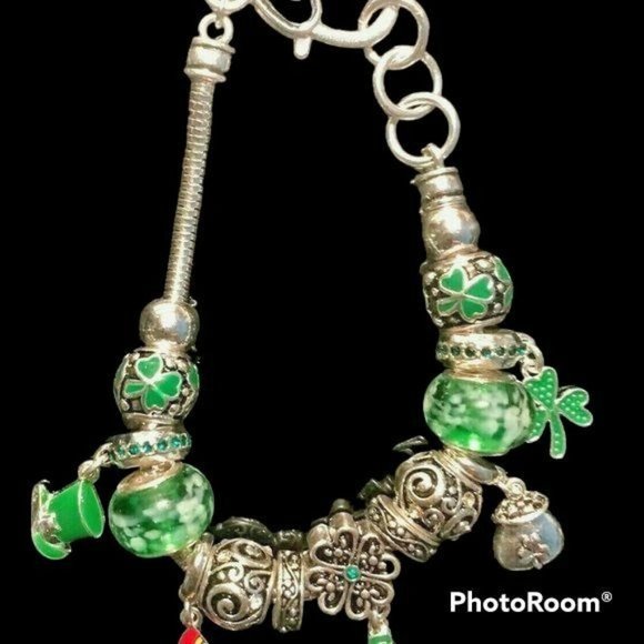 Shamrock Charm Bracelet Beaded Rainbow Pot of Gold Leprechaun St Patrick… - Picture 9 of 12
